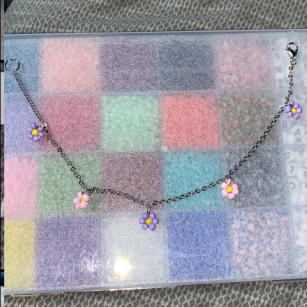 Flower charm bracelet
